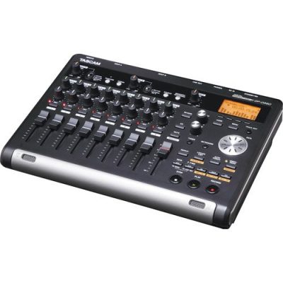 Tascam Digital Portastudio DP-03SD 8-Track Recorder with Built-In Mics