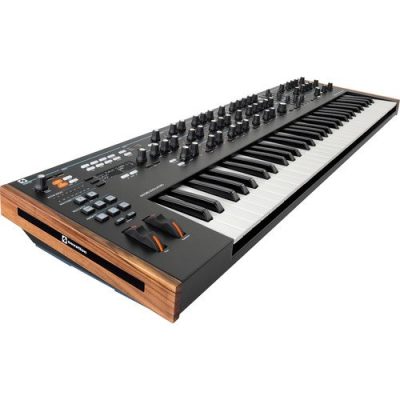 Novation Summit 61-Key 16-Voice Hybrid Synthesizer with FPGA Oscillators
