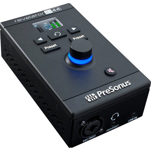 PreSonus Revelator io44 USB-C Audio Interface 4x2 24-Bit/96kHz for Podcasters