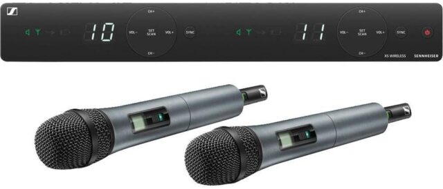 Sennheiser XS Wireless 1 Dual B 2-Channel System with Cardioid Mic