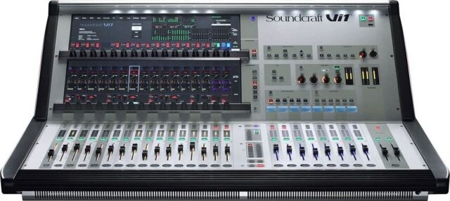 Soundcraft Digital Mixing Console Vi1 64-Channel with Vistonics Tech (5044496)