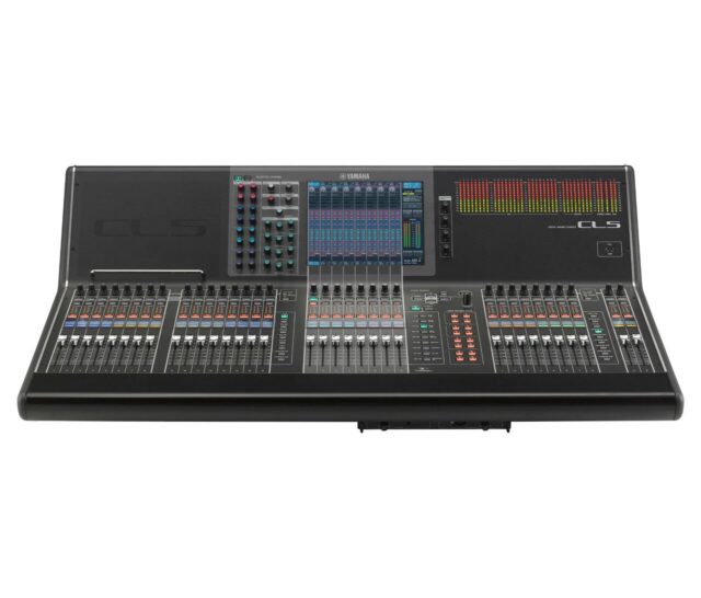 Yamaha Digital Mixing Console CL5 72-Channel 32-Fader for Live Sound