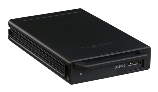 Tascam AK-CC25 SSD Storage Case for DA-6400 with USB 3.0