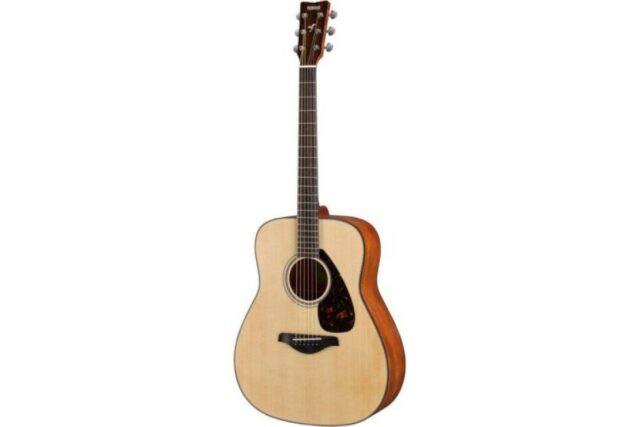 Yamaha Acoustic Guitar FG800M with Solid Spruce Top and Matte Finish