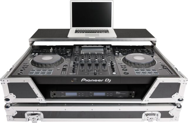 Magma DJ Controller Workstation for Pioneer XDJ-XZ, 19" Rack Mount, Black/Silver