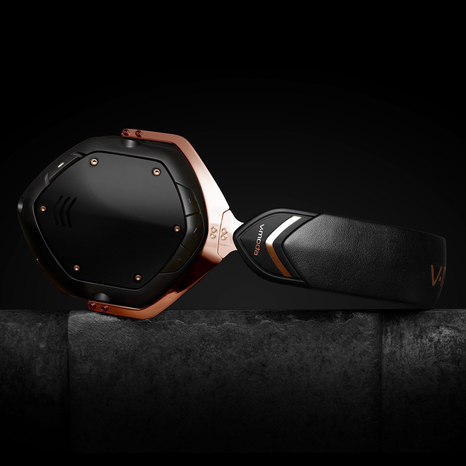 V-Moda Crossfade Wireless 2 Headphones - 50mm Drivers, 14 Hr Battery - Rose Gold Black - Image 4