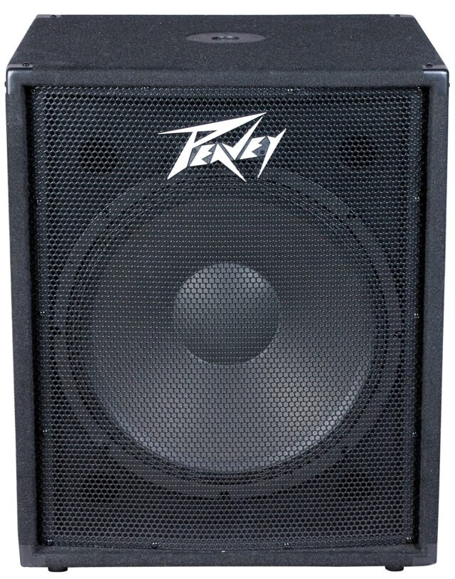 Peavey PV 118D SUB 230EB 18 inch Powered Subwoofer