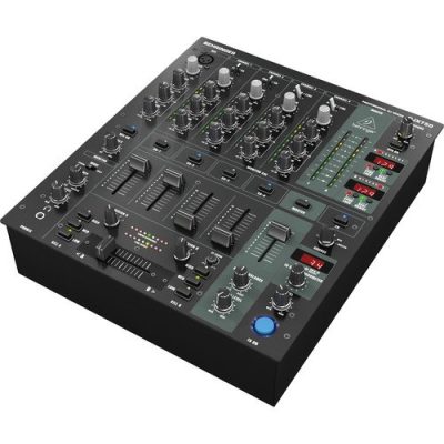 Behringer Pro Mixer DJX750 5-Channel DJ Mixer with Digital Effects and BPM Counter