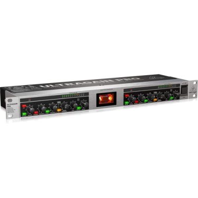Behringer MIC2200 Vacuum Tube Mic/Line Preamplifier