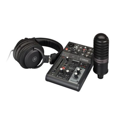 Yamaha Ag03Mk2 Lspk Live Streaming Pack - Black